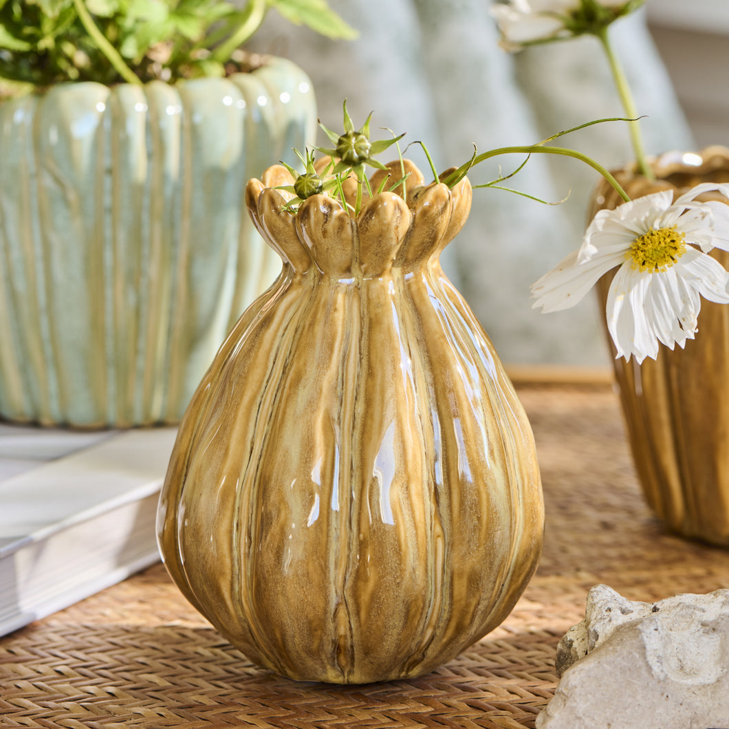 Ceramic vase