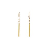 Pearl bar earrings