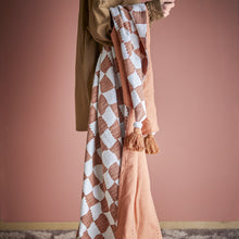 Load image into Gallery viewer, Chola throw - brown
