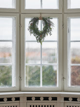 Load image into Gallery viewer, Pine deco wreath
