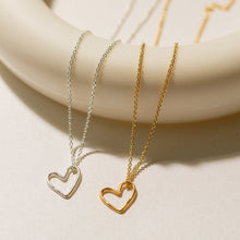Load image into Gallery viewer, Heart necklace - silver
