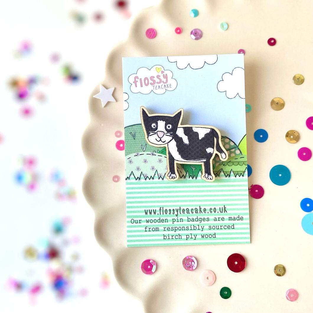 Wooden badge - cat