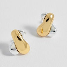 Load image into Gallery viewer, Chunky mixed metal knot studs
