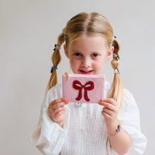 Load image into Gallery viewer, Cutesy bow purse
