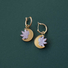 Load image into Gallery viewer, Daydream sun &amp; moon hoop earrings - smoke &amp; gold
