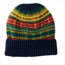 Load image into Gallery viewer, Fairisle hat - dark blue
