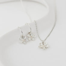 Load image into Gallery viewer, Forget me not earrings
