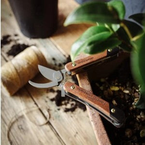 Garden multi-tool