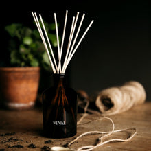Load image into Gallery viewer, Diffuser - bay &amp; rosemary
