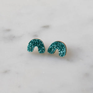 Glitter arc stud earrings - gold