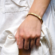 Load image into Gallery viewer, Cuff bracelet - gold
