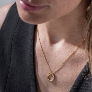 Gold meadow necklace