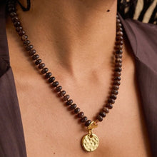 Load image into Gallery viewer, Hammered disc brown quartz T-bar necklace - gold
