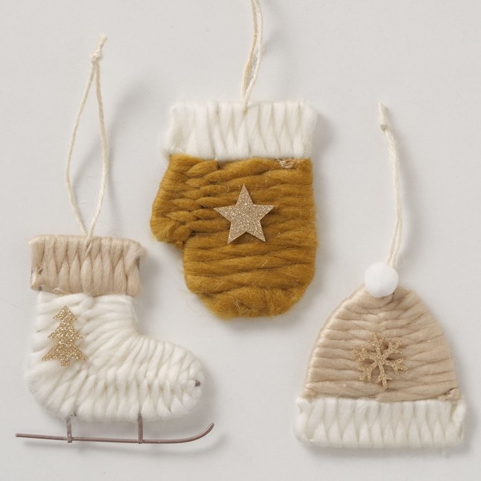 Xmas decs - hat, glove & ice skates