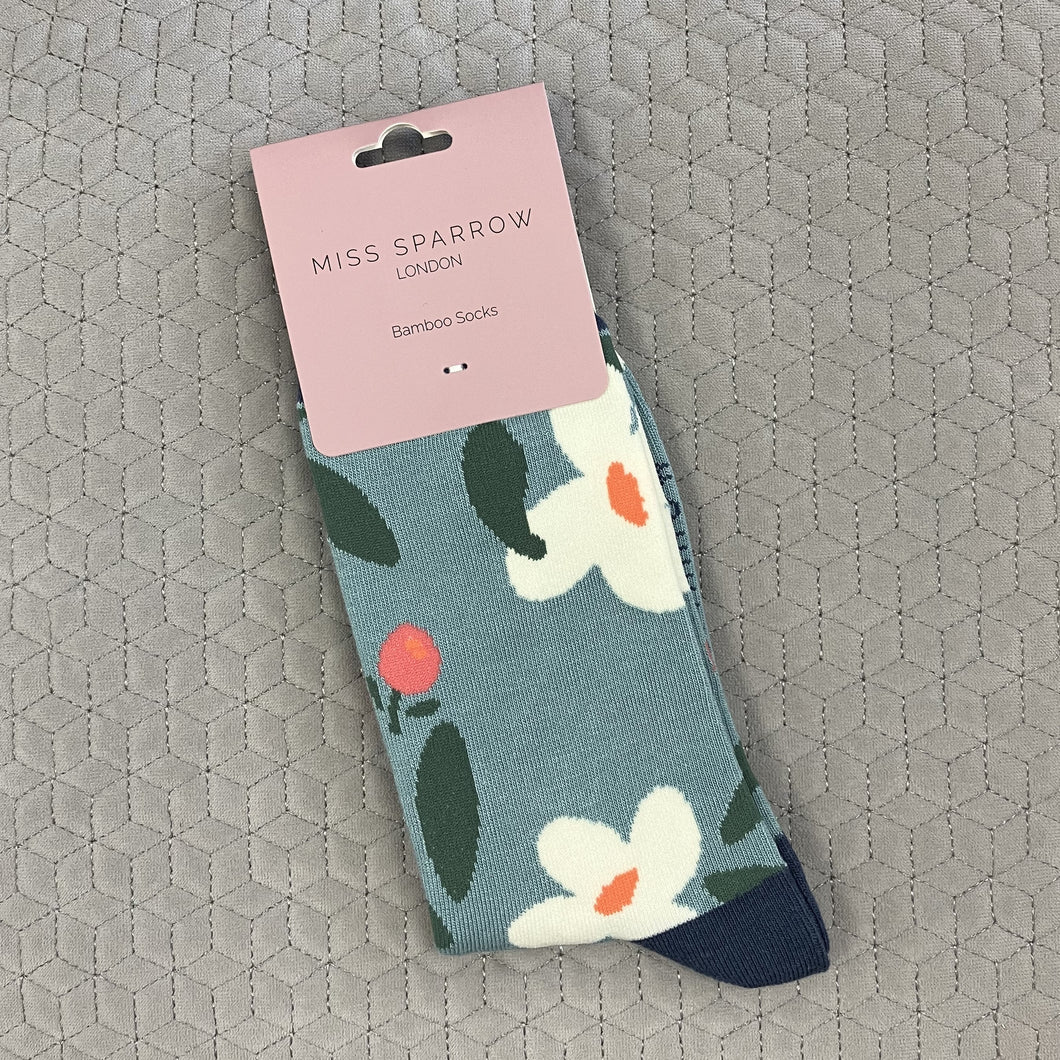 Falling daisies socks