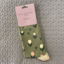 Load image into Gallery viewer, Little buds socks - olive
