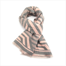 Load image into Gallery viewer, Lines scarf - grey
