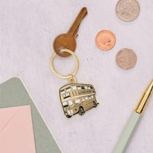 Load image into Gallery viewer, London City bus keyring
