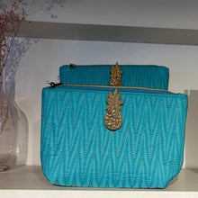 Load image into Gallery viewer, Tribeca make-up bag - turquoise
