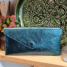 Load image into Gallery viewer, Leather envelope clutch bag - metallic - various colours
