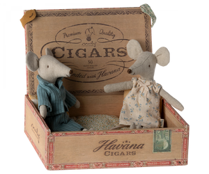 Mum & Dad in a cigarbox