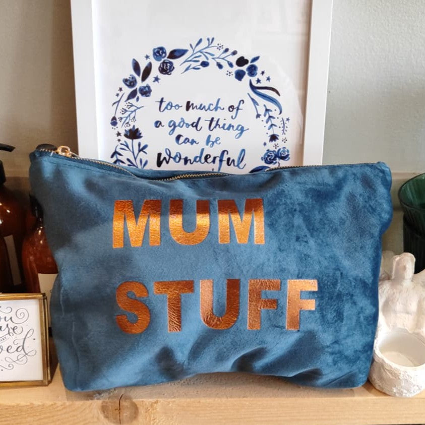 Velvet pouch - midnight - mum stuff