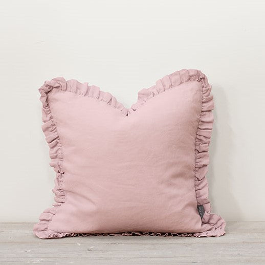 Oli ruffle cushion - blush