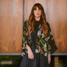 Load image into Gallery viewer, Orchid kimono - black
