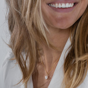 Maxi pearl earrings - gold