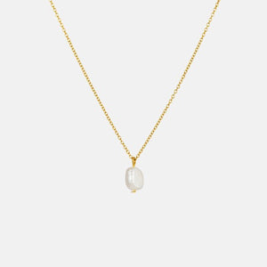 Pearl necklace - gold