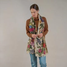 Load image into Gallery viewer, Primula scarf - stone

