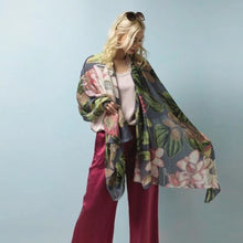 Load image into Gallery viewer, Kew protea kimono - grey
