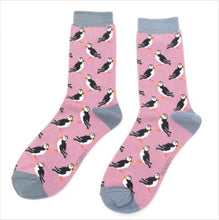 Load image into Gallery viewer, Puffins socks - mauve
