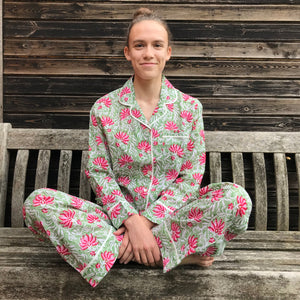 Floral pyjamas - green/pink