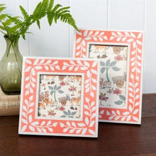 Load image into Gallery viewer, Resin picture frame - pink
