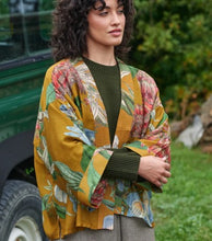 Load image into Gallery viewer, Rhodoleia kimono - gold
