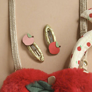 Rosy apple clips
