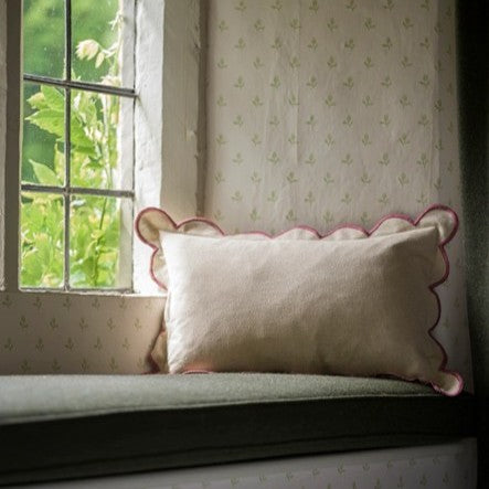Scallop cushion - pomegranate