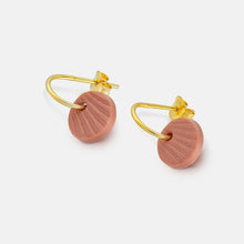 Load image into Gallery viewer, Porcelain scallop earrings - mint

