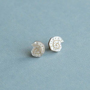 Shell stud earrings