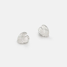 Load image into Gallery viewer, Ripple stud earrings - silver
