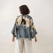 Load image into Gallery viewer, Stork kimono - slate
