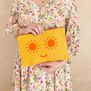 Sunshine eyes pouch - yellow