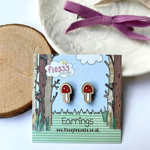 Load image into Gallery viewer, Wooden earrings - toadstool
