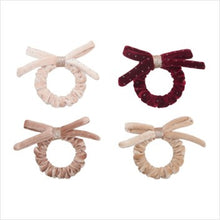 Load image into Gallery viewer, Winter velvet bow scrunchies
