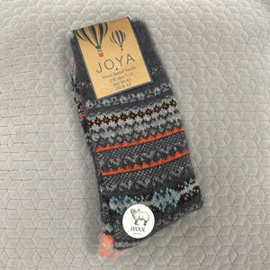 Dark grey patterned socks