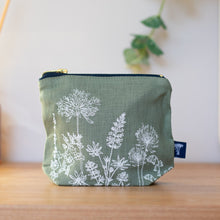 Load image into Gallery viewer, Linen make-up bag - garden design - various colours
