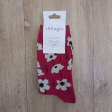 Load image into Gallery viewer, Peggie floral bamboo socks
