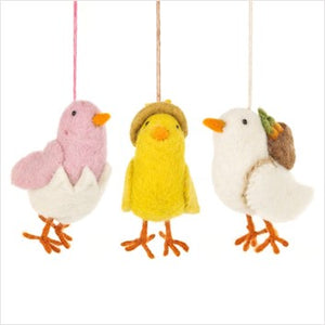 Chirpy chicks - Baxter (white) hanging felt dec