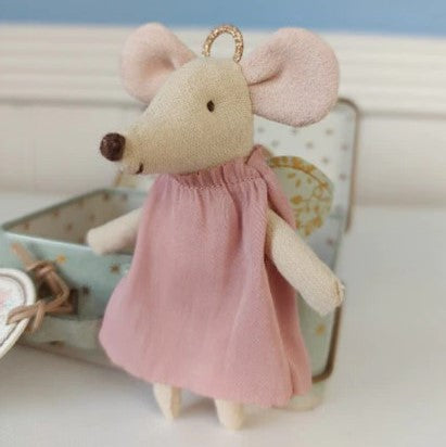 Angel mouse in suitcase